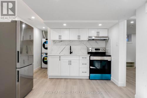 2700 Priscilla Street, Ottawa, ON - Indoor Photo Showing Kitchen
