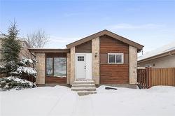 138 Donan ST  Winnipeg, MB R2V 3Y1
