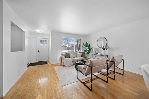 138 Donan St, Winnipeg, MB 