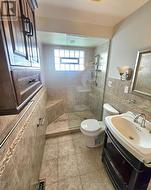 Main Floor Bathroom - 