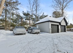 Garage - 