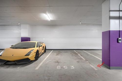 Garage - 1908-60 Rue De L'Éclipse, Brossard, QC - Indoor Photo Showing Garage