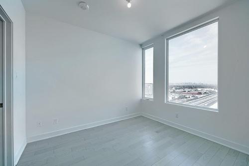 Primary bedroom - 1908-60 Rue De L'Éclipse, Brossard, QC - Indoor Photo Showing Other Room