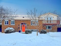 991 Rue De Courcelle  Boucherville, QC J4B 6K2