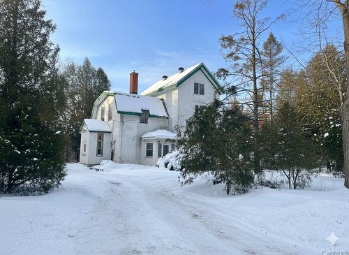 20 Rue Maple  Sainte-Anne-De-Bellevue, QC H9X 1X7