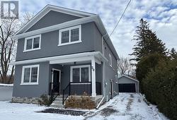 29 PATRICK DRIVE  Aurora, ON L4G 2A6