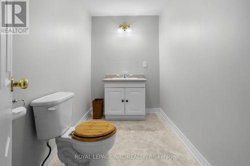 Lower Bathroom - 4 - 3730 Disher Street, Fort Erie (Ridgeway), ON - Indoor Photo Showing Bathroom