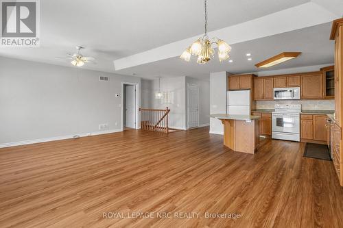 Main Floor Open concept - 4 - 3730 Disher Street, Fort Erie (Ridgeway), ON - Indoor Photo Showing Kitchen