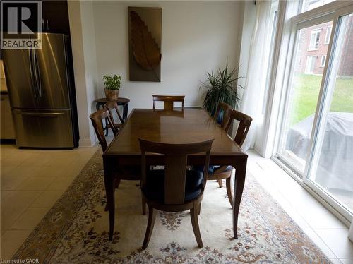 293 Chokecherry Crescent, Waterloo, ON - Indoor Photo Showing Dining Room