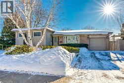 419 YALE Crescent  Oakville, ON L6L 3L7