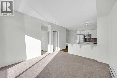 211, 10 Walgrove Walk Se, Calgary, AB - Indoor