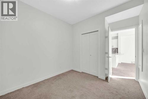 211, 10 Walgrove Walk Se, Calgary, AB - Indoor Photo Showing Other Room