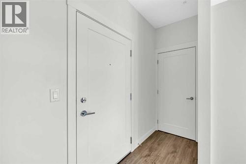 211, 10 Walgrove Walk Se, Calgary, AB - Indoor Photo Showing Other Room