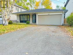 BSMT - 49 MCKEE AVENUE  Toronto, ON M2N 4C1