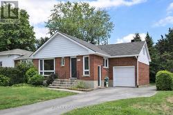 A - 1173 TARA DRIVE  Ottawa, ON K2C 2H4