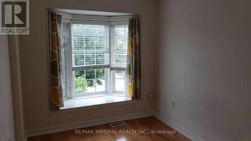 25 Ruby Crescent, Richmond Hill, ON - Indoor Photo Showing Other Room