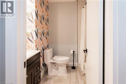 55 Suffolk Avenue, Kitchener, ON - Indoor Photo Showing Bathroom