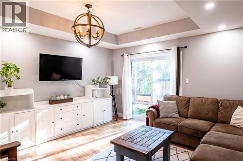 55 Suffolk Avenue, Kitchener, ON - Indoor Photo Showing Living Room