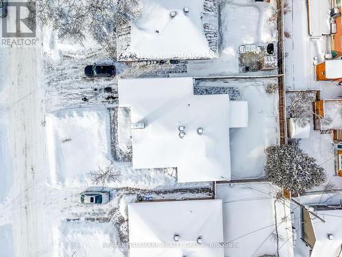 907 Innswood Drive, Ottawa, ON - 