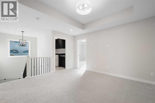 26 Walgrove Bay Se, Calgary, AB - Indoor Photo Showing Other Room