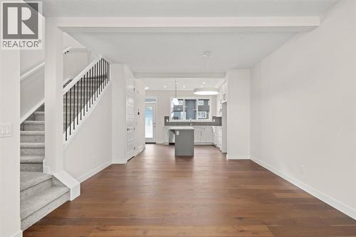 636 Sora Boulevard Se, Calgary, AB - Indoor