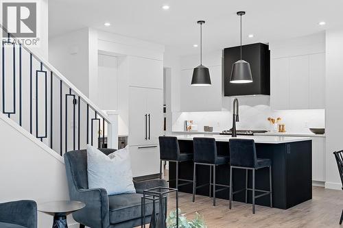 568 Walgrove Boulevard Se, Calgary, AB - Indoor