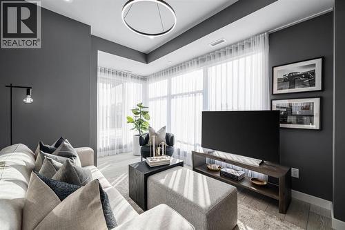 302, 110 18A Street NW  Calgary, AB T2N 5G5