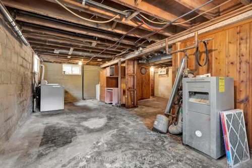 121 King Street E, Hamilton, ON - Indoor Photo Showing Basement