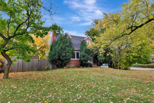 121 King Street E, Hamilton, ON - Outdoor