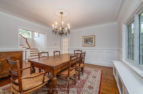 223 Riverside Drive, Toronto, ON - Indoor Photo Showing Dining Room