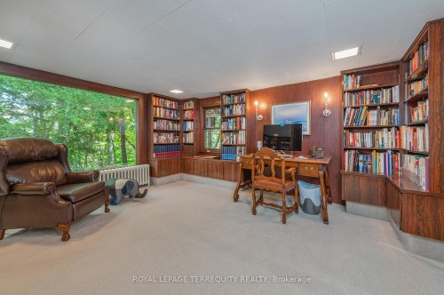 223 Riverside Drive, Toronto, ON - Indoor