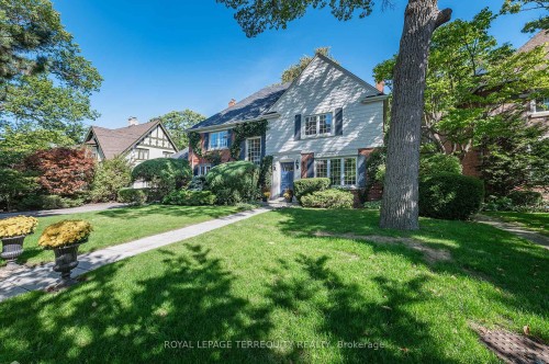 223 Riverside Drive, Toronto, ON - Outdoor