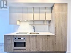 1607 - 15 HOLMES AVENUE  Toronto, ON M2N 0L4