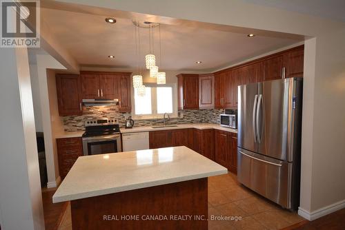 1463 Glen Rutley Circle, Mississauga, ON - Indoor Photo Showing Kitchen