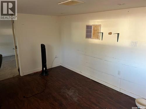 5009 8Th Avenue, Regina, SK - Indoor Photo Showing Other Room