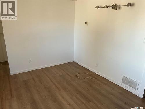 5009 8Th Avenue, Regina, SK - Indoor Photo Showing Other Room