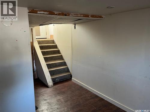 5009 8Th Avenue, Regina, SK - Indoor