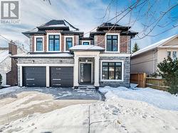 1078 CHERRIEBELL RD ROAD  Mississauga, ON L5E 2R3