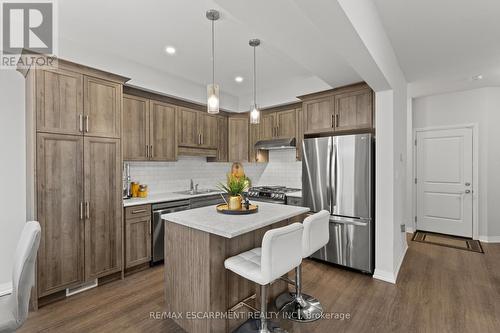 96 - 4552 Portage Road, Niagara Falls, ON - Indoor Photo Showing Kitchen With Upgraded Kitchen