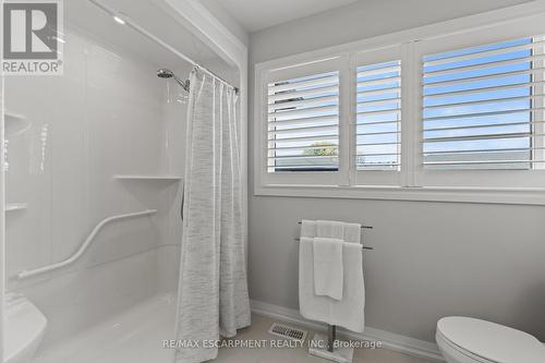 96 - 4552 Portage Road, Niagara Falls, ON - Indoor Photo Showing Bathroom