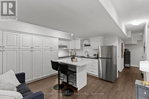 96 - 4552 Portage Road, Niagara Falls, ON - Indoor Photo Showing Kitchen