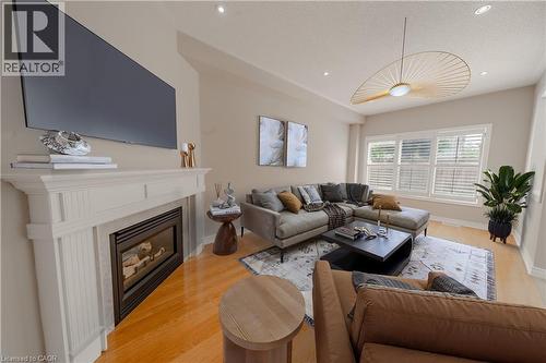 5918 Bassinger Place, Mississauga, ON - Indoor Photo Showing Living Room With Fireplace
