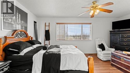 27 Cranwell Close Se, Calgary, AB - Indoor Photo Showing Bedroom