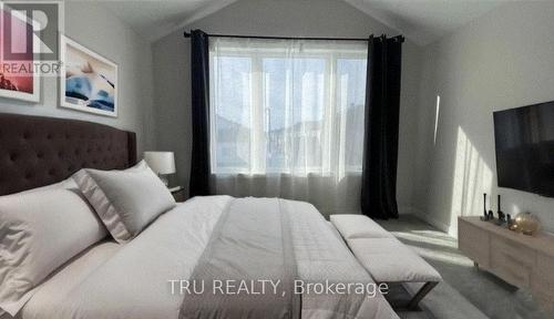 353 Appalachian Circle E, Ottawa, ON - Indoor Photo Showing Bedroom