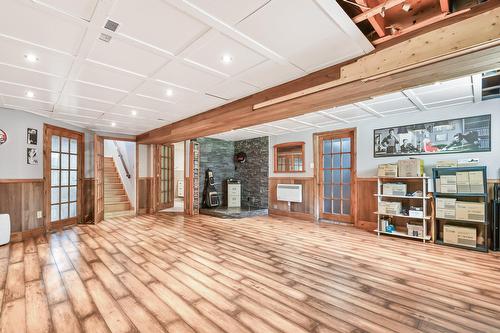 Salle familiale - 300 Route 335, Saint-Lin/Laurentides, QC - Indoor Photo Showing Other Room
