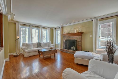 Salon - 24 Ch. De Bayon, Lorraine, QC - Indoor Photo Showing Living Room With Fireplace
