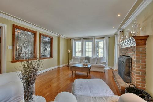 Salon - 24 Ch. De Bayon, Lorraine, QC - Indoor Photo Showing Living Room With Fireplace