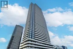 5215 - 8 INTERCHANGE WAY  Vaughan, ON L4K 0R2