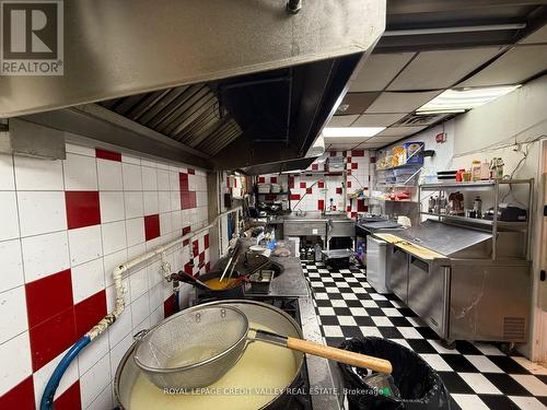 1443 Main Street E, Hamilton, ON 