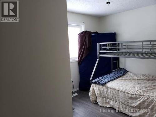 10850 98 Ave, Grande Cache, AB - Indoor Photo Showing Bedroom